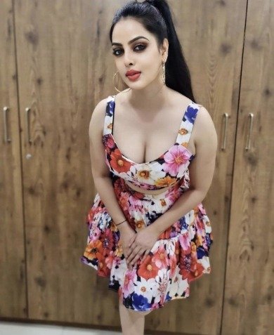 model Call Girls in Paharganj